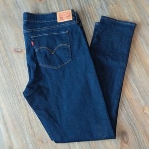 Brand New Dark wash Levi's